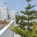 Mouria House *