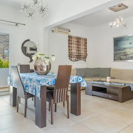 Apartment Mouria House