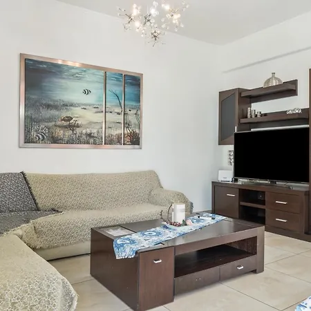 Mouria House Apartman *